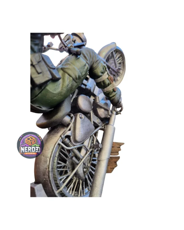Snake Naked MGS delta statua